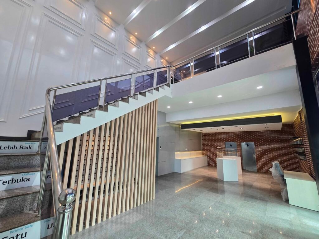 Office Electronic_Cikarang_Lobby B (7)